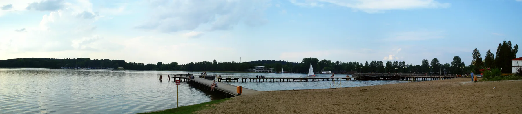 Plaża miejska nad jeziorem Ukiel w Olsztynie